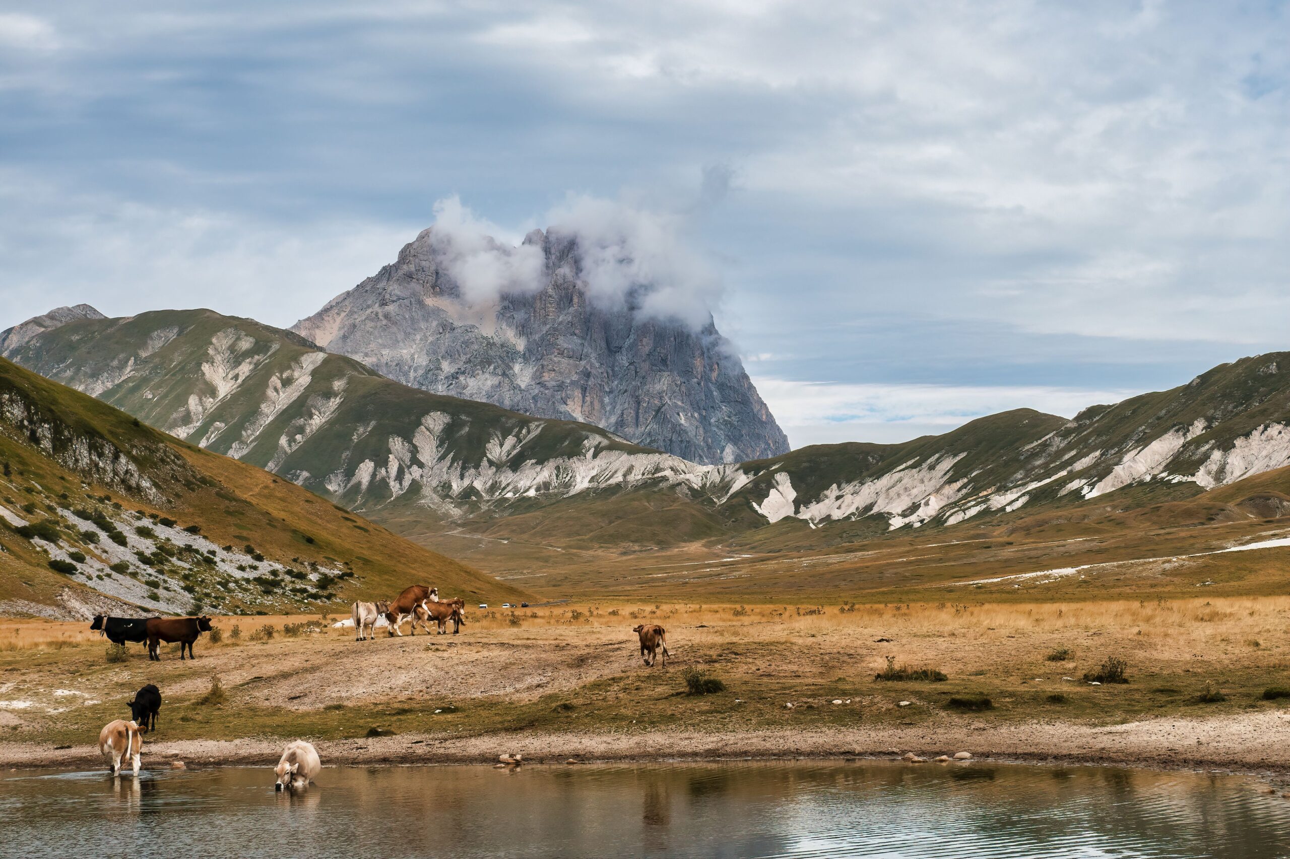 Sweeping mountain road at Campo Imperatore, Abruzzo